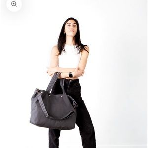 Moop Porter Tote bag